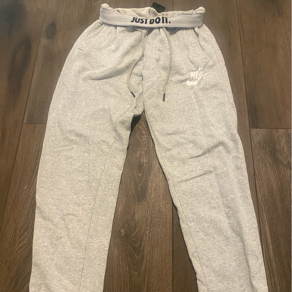 Nike size small joggers